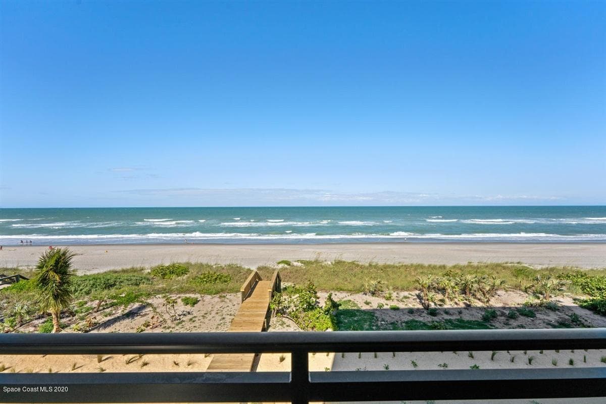 405 N Miramar Avenue P.H. 1, Indialantic, FL 32903 photo 4