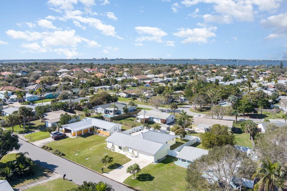 2035 Sea Avenue, Indialantic, FL 32903