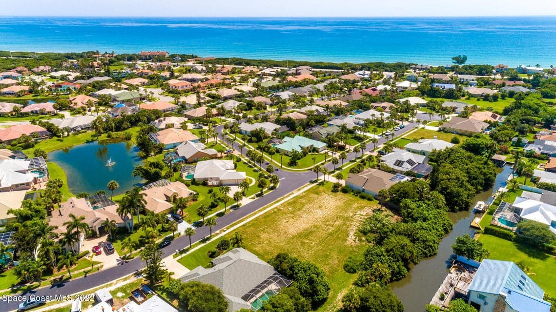 315 Island Drive, Melbourne Beach, FL 32951 photo 2