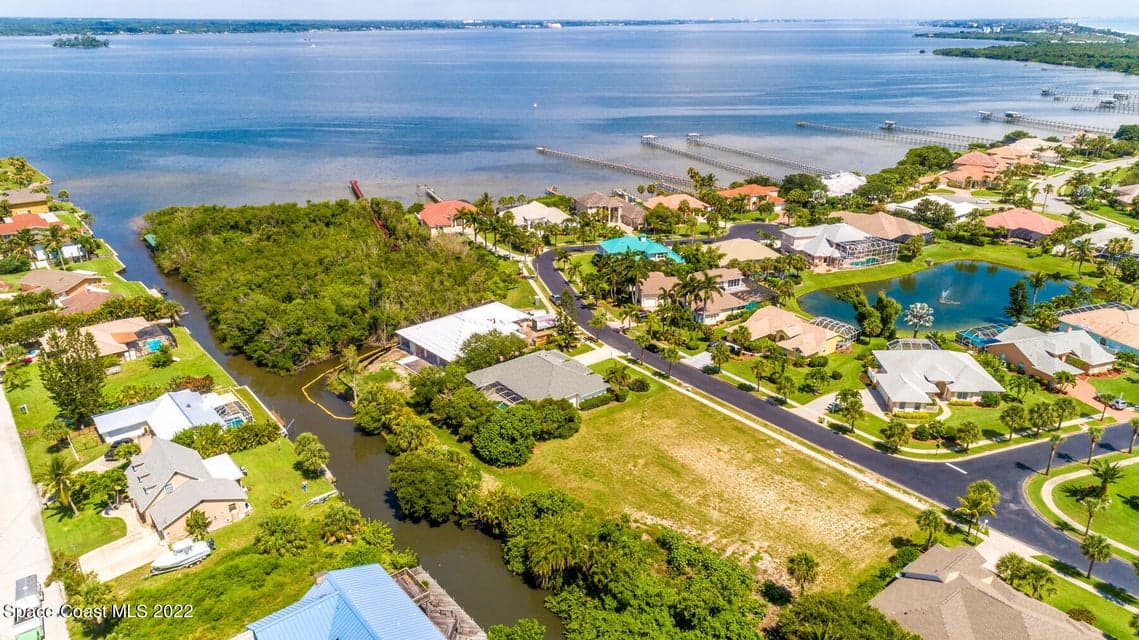 315 Island Drive, Melbourne Beach, FL 32951 photo 4