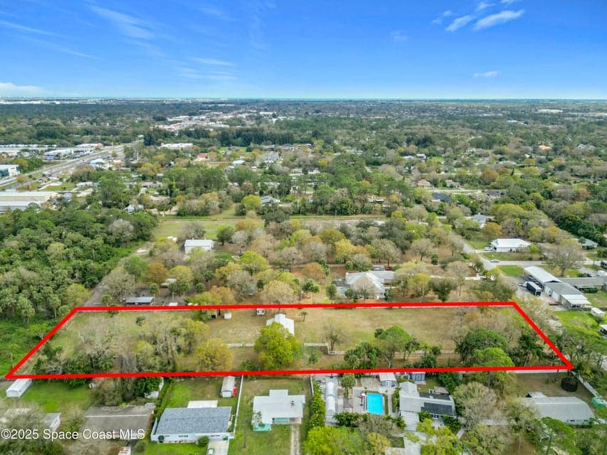 3900 Miami Avenue, Melbourne, FL 32904 photo 2