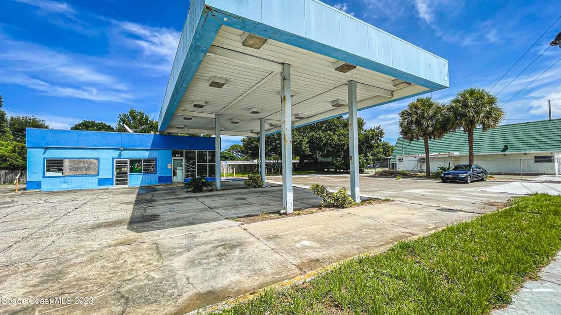 429 & 427 S Babcock Street, Melbourne, FL 32901 photo 3