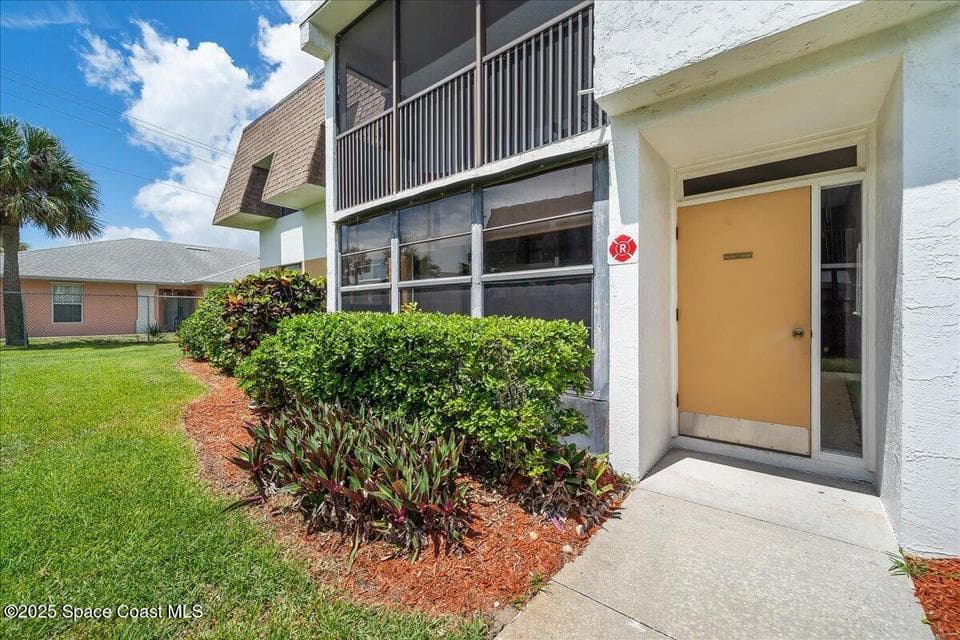 2700 N Highway A1a 4-104, Indialantic, FL 32903 photo 2