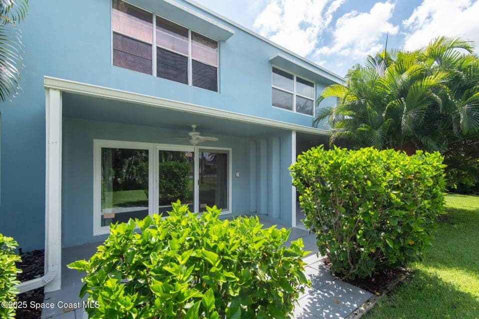 55 Sea Park Boulevard 206, Satellite Beach, FL 32937 photo 3
