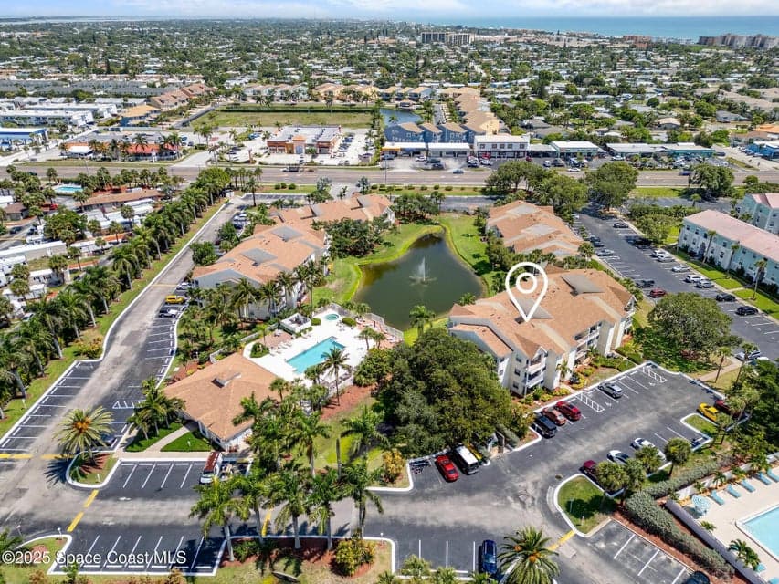 650 Island Club Court 141, Indialantic, FL 32903 photo 4
