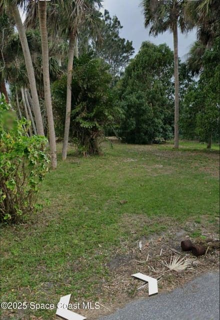 6540 Floridana Avenue, Melbourne Beach, FL 32951 photo 3