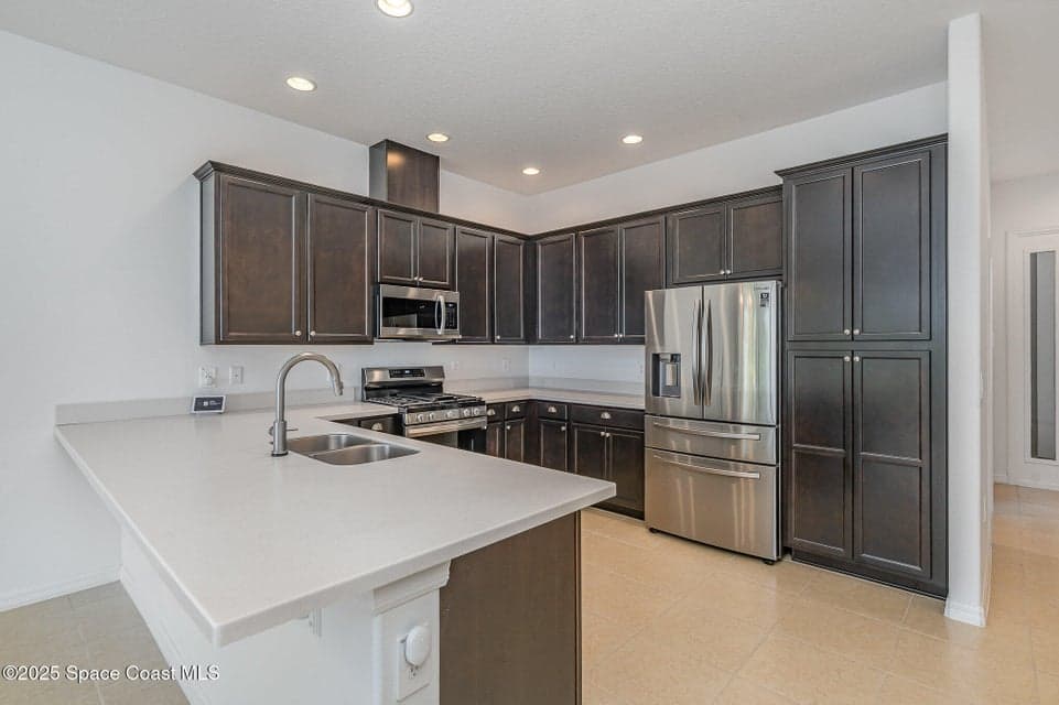 Condo for sale at 2688 Avalonia Drive, Melbourne, FL 32940 – 3 bed, 2 bath, photo 3