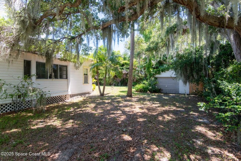 2101 Vernon Place, Melbourne, FL 32901 photo 4