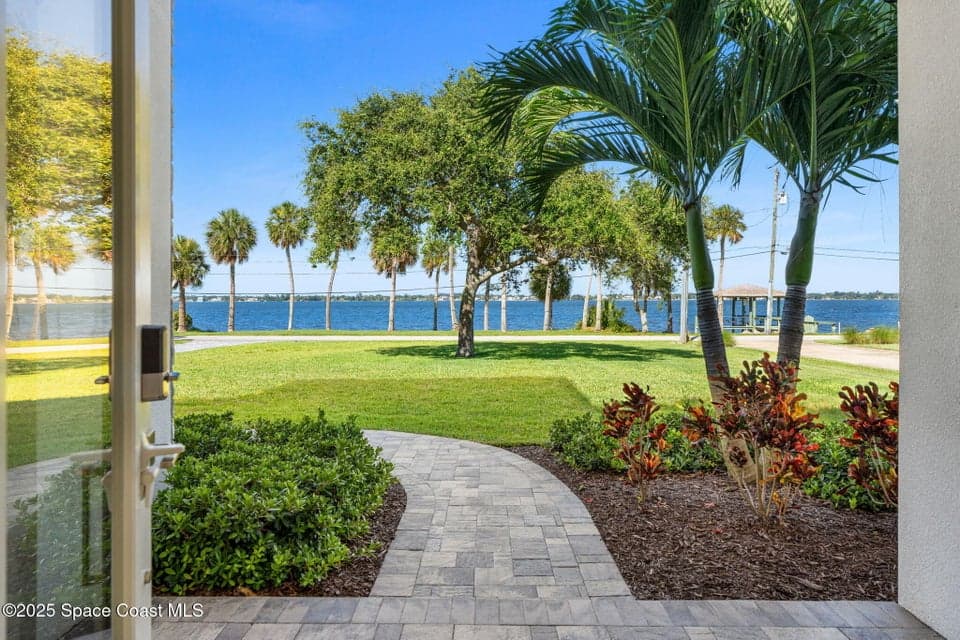 1949 Rockledge Drive, Rockledge, FL 32955 photo 4