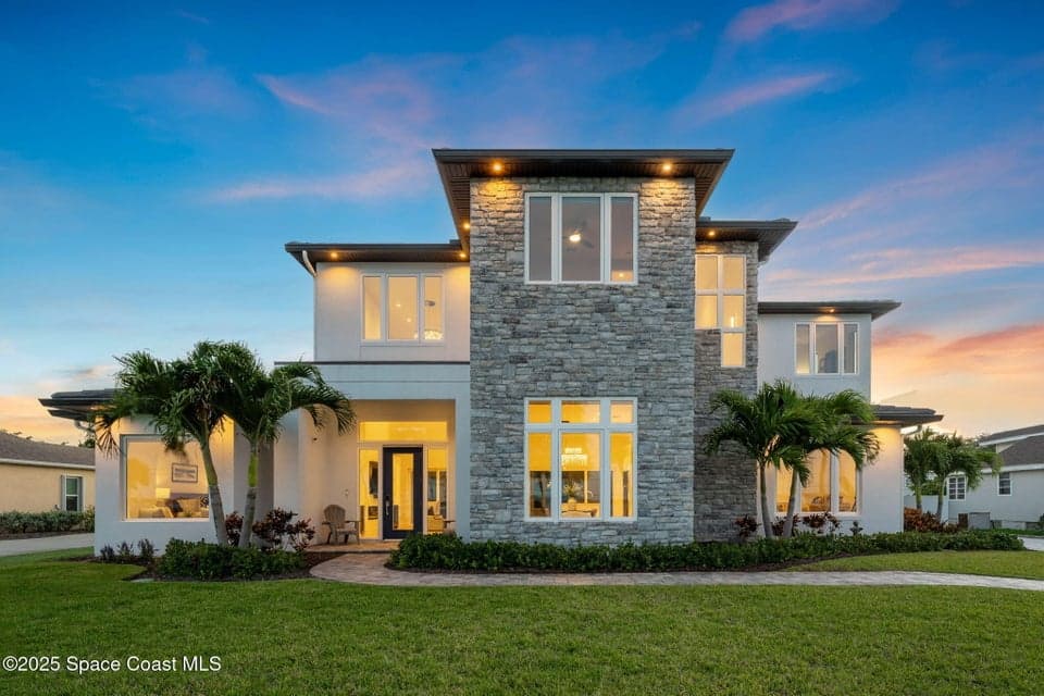 1949 Rockledge Drive, Rockledge, FL 32955