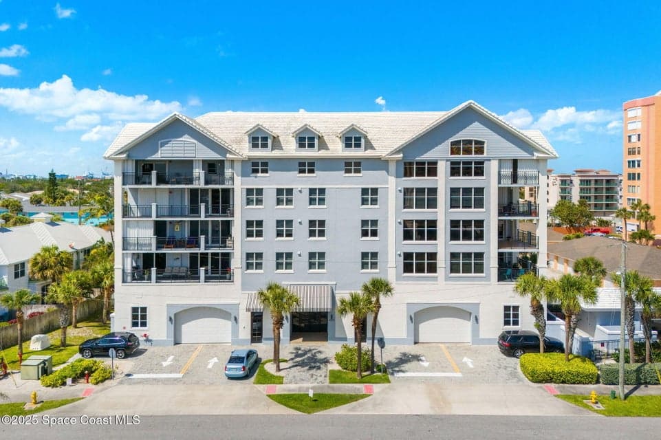 410 Hayes Avenue 203, Cocoa Beach, FL 32931 photo 2