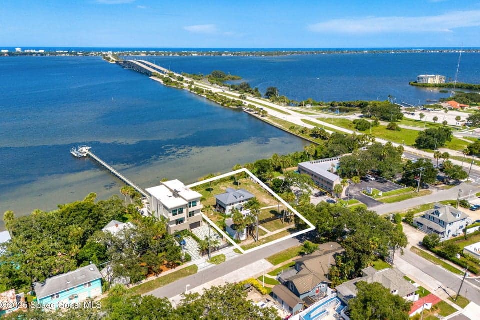1811 Riverview Drive, Melbourne, FL 32901 photo 4
