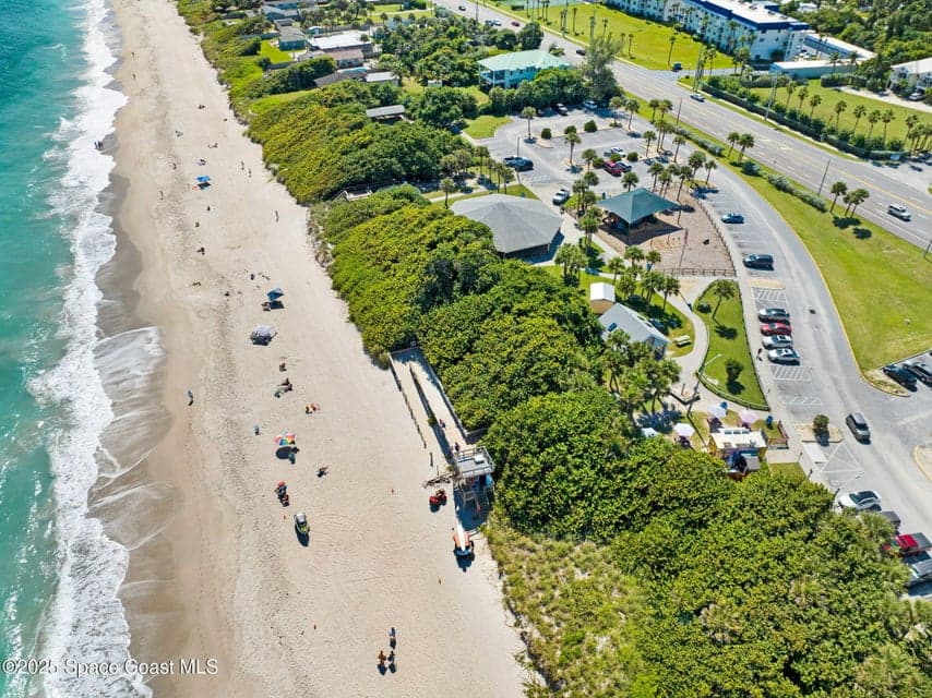 290 Paradise Boulevard 63, Indialantic, FL 32903 photo 3