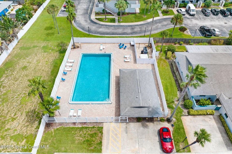 290 Paradise Boulevard 63, Indialantic, FL 32903 photo 2