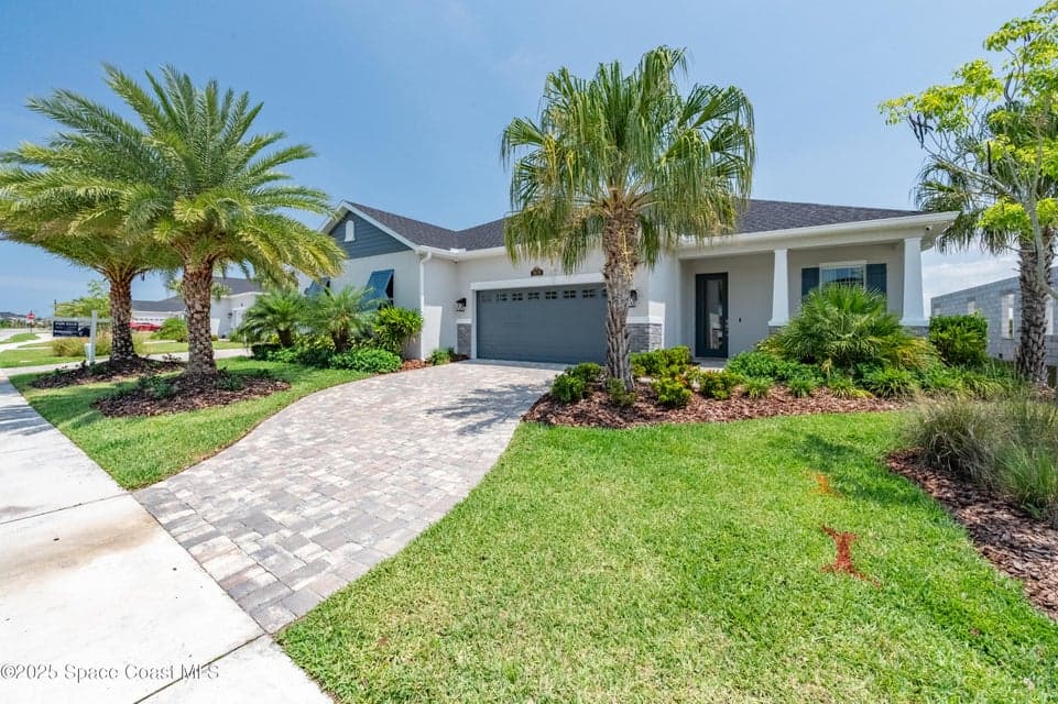 Home for sale at 2679 Avalonia Drive, Melbourne, FL 32940 – 3 bed, 2 bath, photo 2