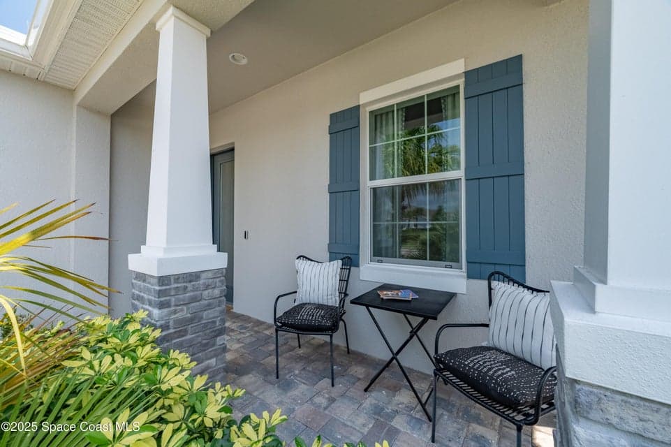 Home for sale at 2679 Avalonia Drive, Melbourne, FL 32940 – 3 bed, 2 bath, photo 3