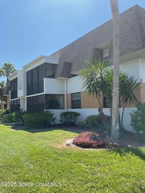 2700 N Highway A1a Apt 8-202, Indialantic, FL 32903