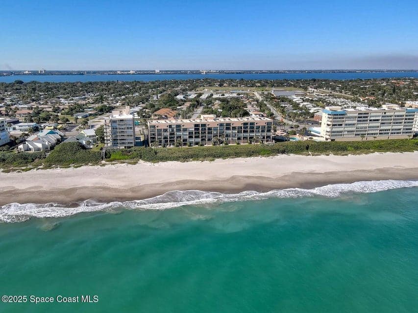 995 N Highway A1a 203, Indialantic, FL 32903