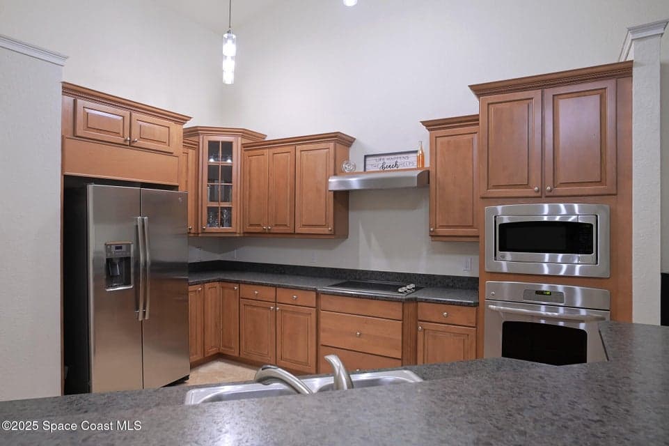 127 Lancha Circle 204, Satellite Beach, FL 32937 photo 4