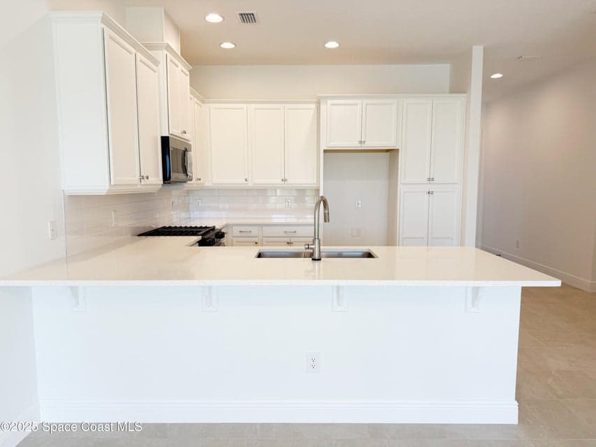 Condo for sale at 7780 Cache Creek Lane, Melbourne, FL 32940 – 3 bed, 2 bath, photo 4