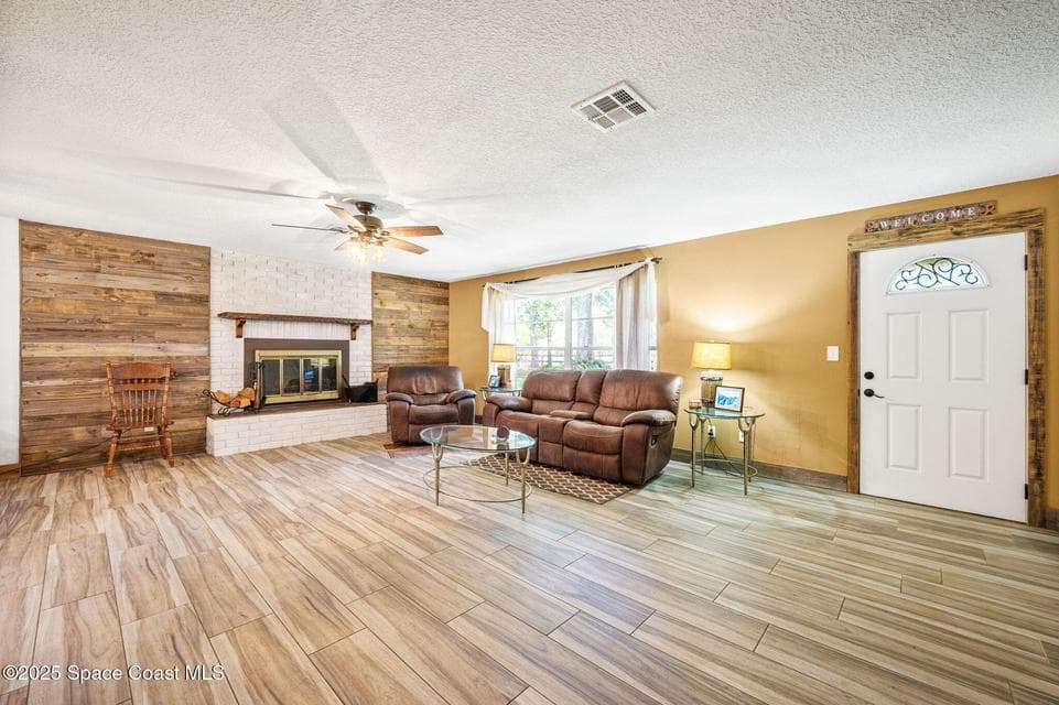 4505 Eldorado Way, Melbourne, FL 32934 photo 2