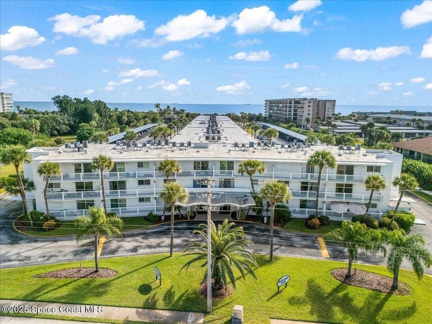 3190 N Atlantic Avenue 319, Cocoa Beach, FL 32931 photo 2