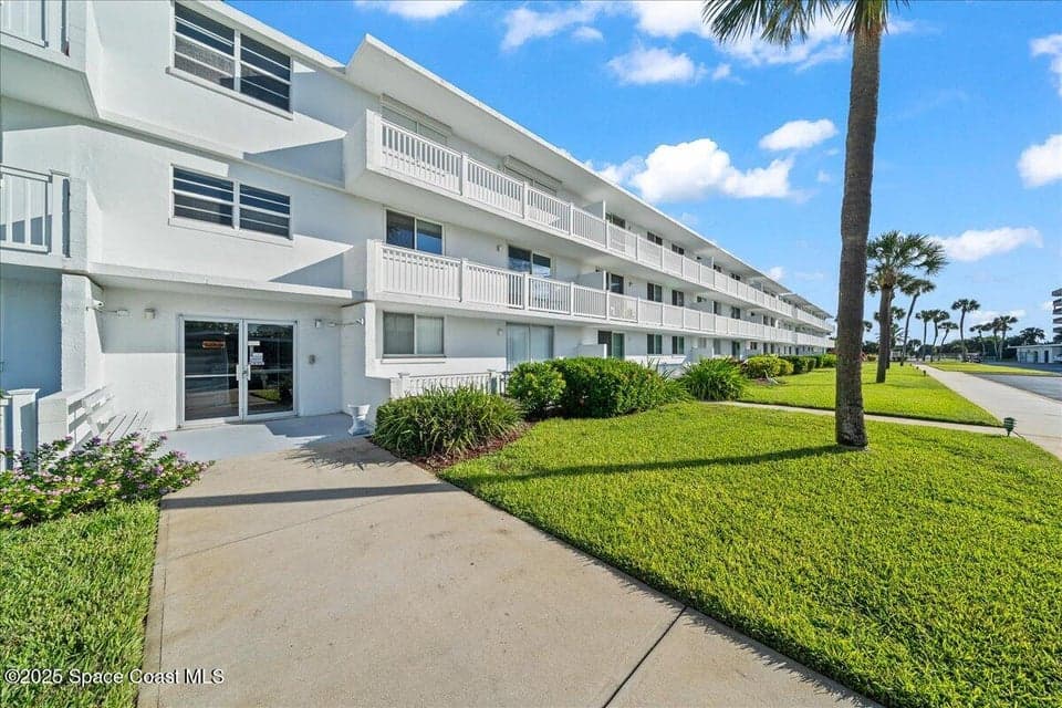 3190 N Atlantic Avenue 319, Cocoa Beach, FL 32931 photo 5