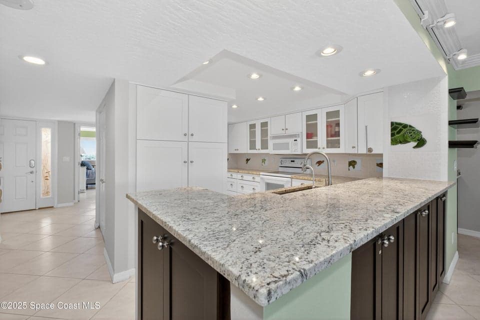 2727 N Highway A1a 501, Indialantic, FL 32903 photo 3