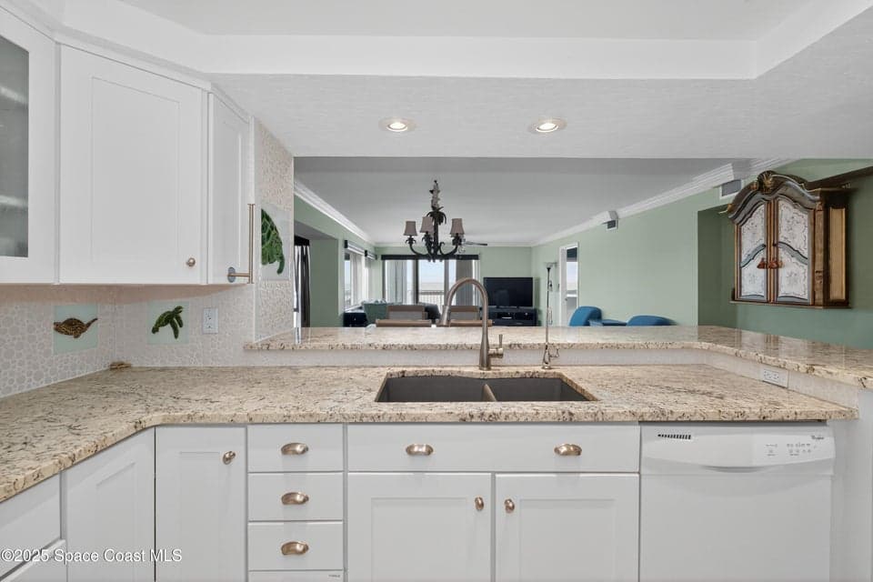 2727 N Highway A1a 501, Indialantic, FL 32903 photo 4