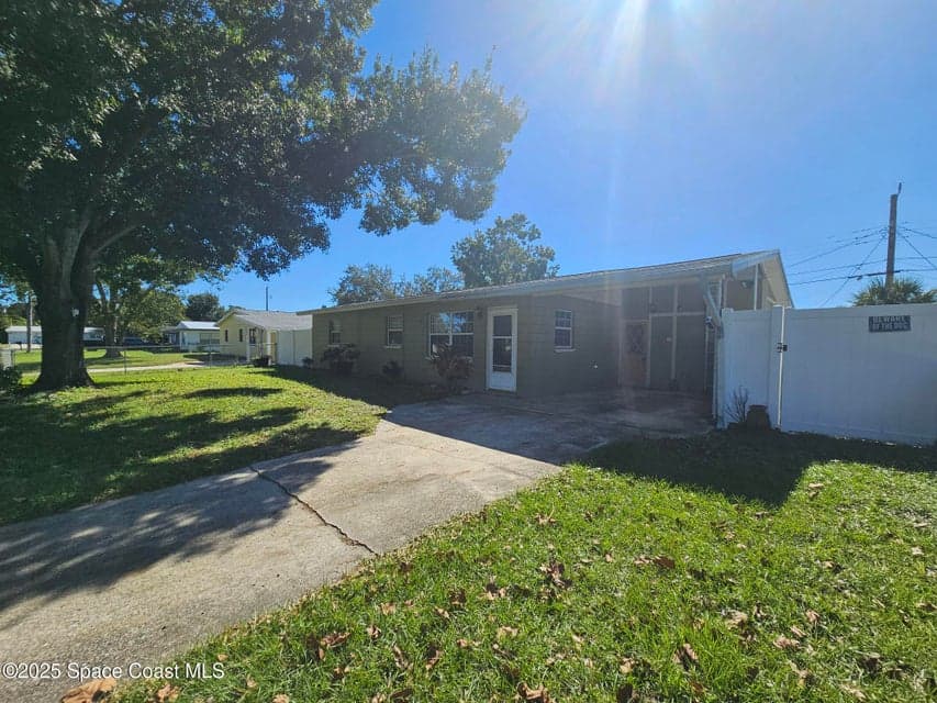 5120 Martin Lane, Melbourne, FL 32904 photo 2