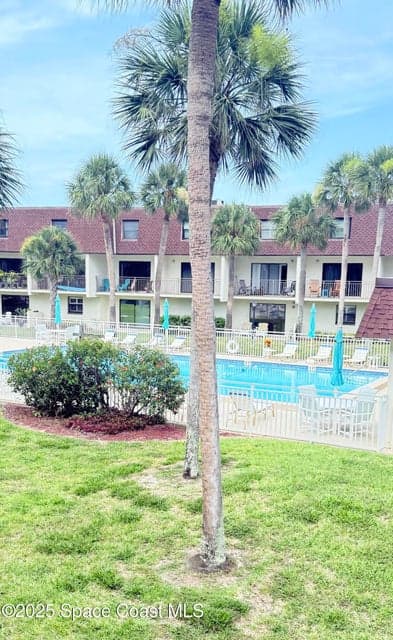 190 Paradise Boulevard 09, Melbourne, FL 32903 photo 2