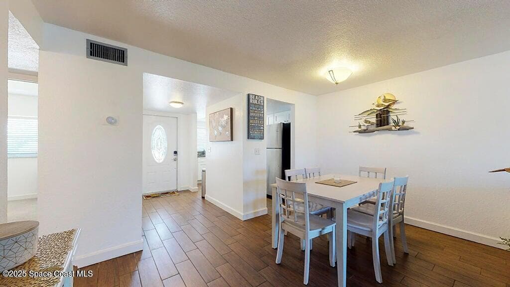 212 Cleveland Avenue, Cocoa Beach, FL 32931 photo 5
