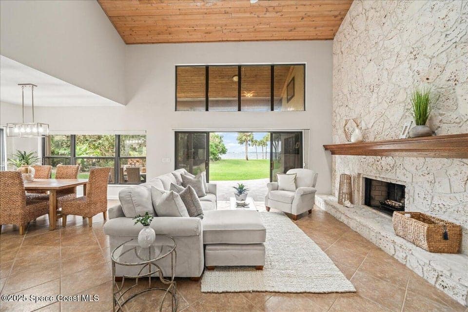 208 The Road To Waterford Bay C-2, Melbourne Beach, FL 32951 photo 5
