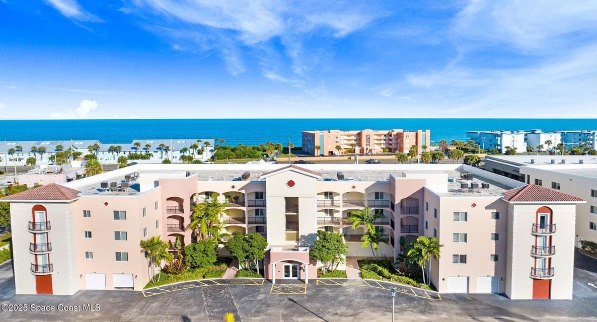 123 Lancha Circle 307, Satellite Beach, FL 32937