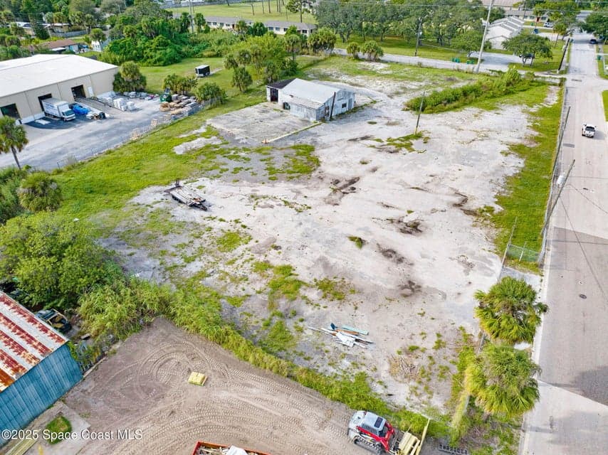 1075 Mcclendon Street, Melbourne, FL 32935 photo 4