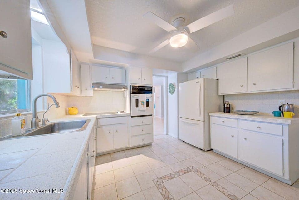 6545 Floridana Avenue, Melbourne Beach, FL 32951 photo 6