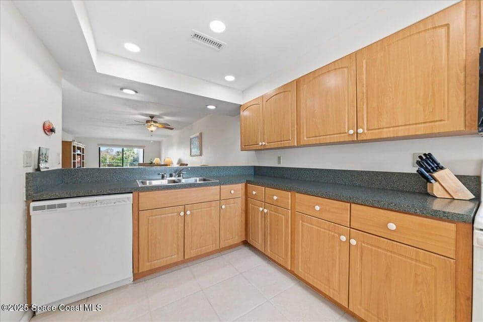 2160 N Highway A1a 202, Indialantic, FL 32903 photo 6