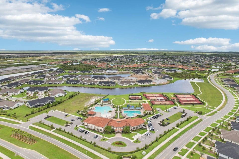 Condo for sale at 8103 Tethys Court, Melbourne, FL 32940 – 3 bed, 2 bath, photo 5
