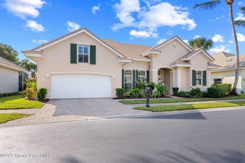 379 Pentland Drive, Melbourne Beach, FL 32951 photo 3