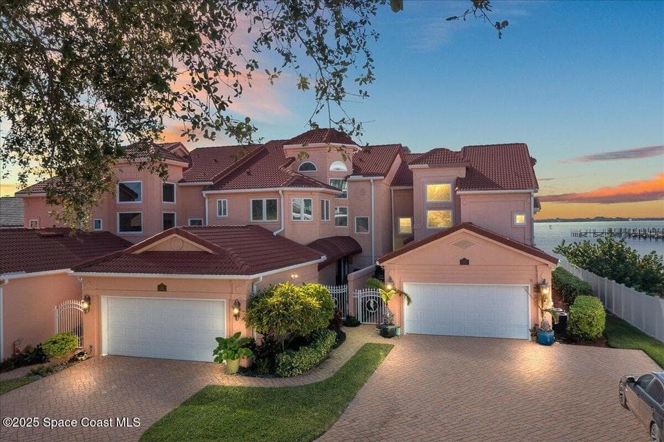 254 Seaview Street B, Melbourne Beach, FL 32951 photo 3