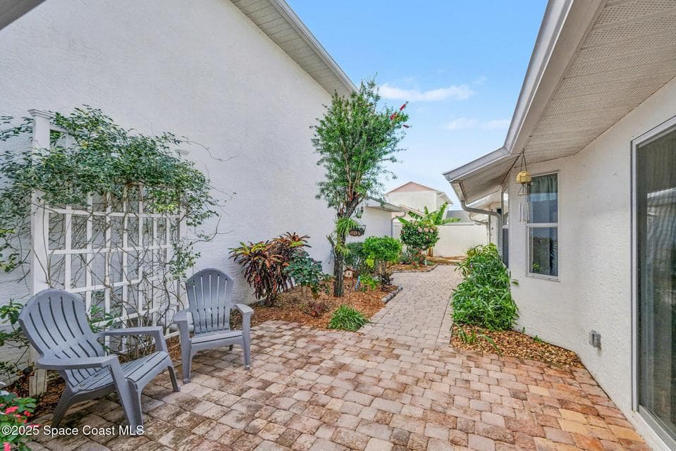 904 Maplewood Court, Melbourne, FL 32940 photo 4