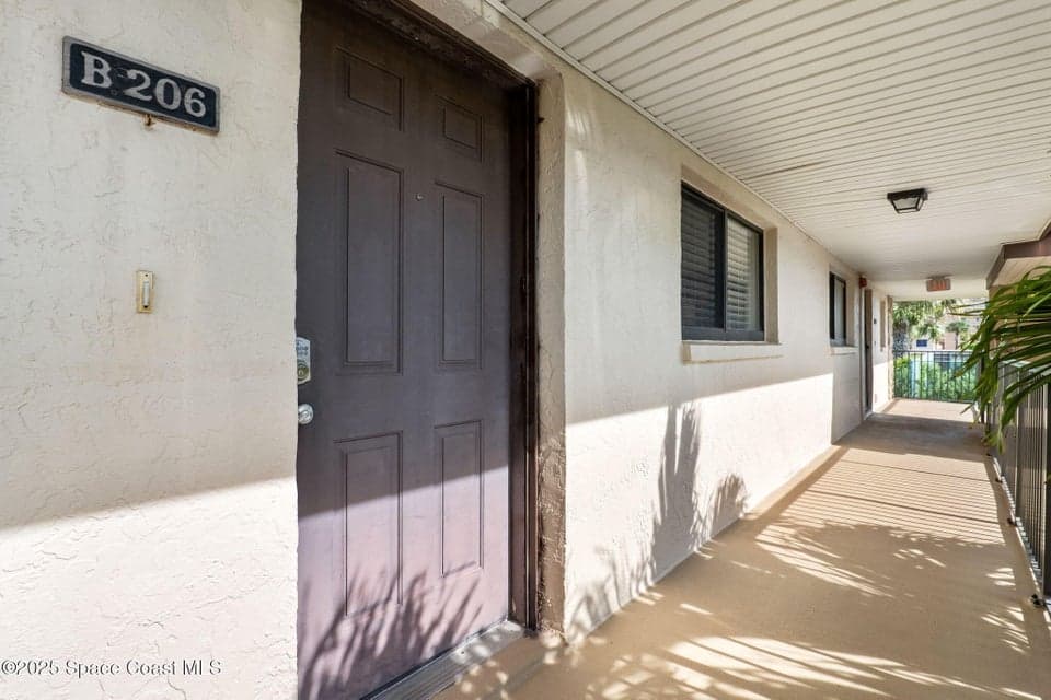 3180 N Atlantic Avenue B206, Cocoa Beach, FL 32931
