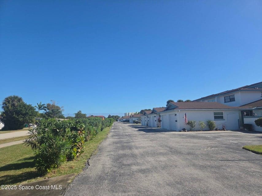 255 Kingsway, Satellite Beach, FL 32937 photo 4
