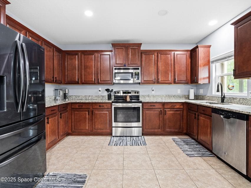 850 Fiddleleaf Circle, Melbourne, FL 32904 photo 6