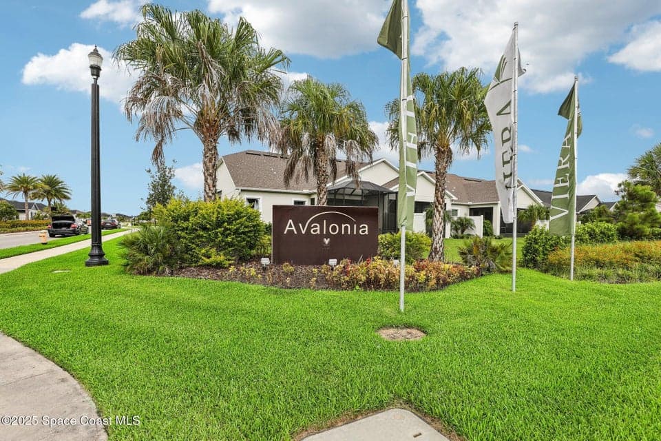 Condo for sale at 8103 Tethys Court, Melbourne, FL 32940 – 3 bed, 2 bath, photo 4