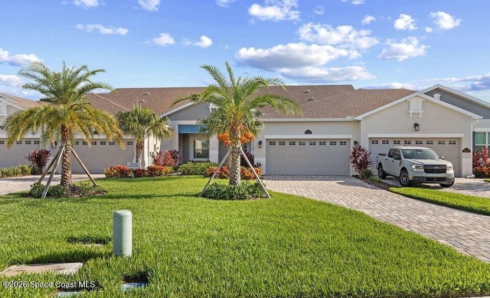 Condo for sale at 2818 Avalonia Drive, Melbourne, FL 32940 – 3 bed, 2 bath