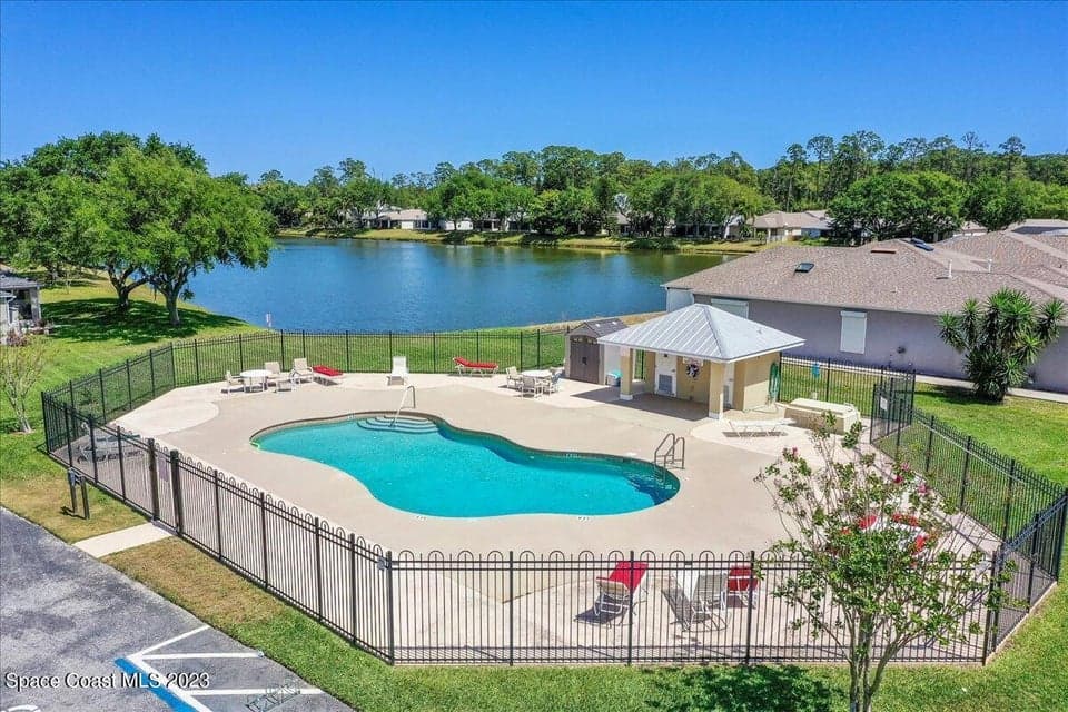 1531 Vista Lake Circle, Melbourne, FL 32904 photo 5