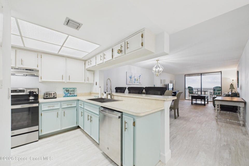 1860 N Atlantic Avenue B602, Cocoa Beach, FL 32931 photo 2