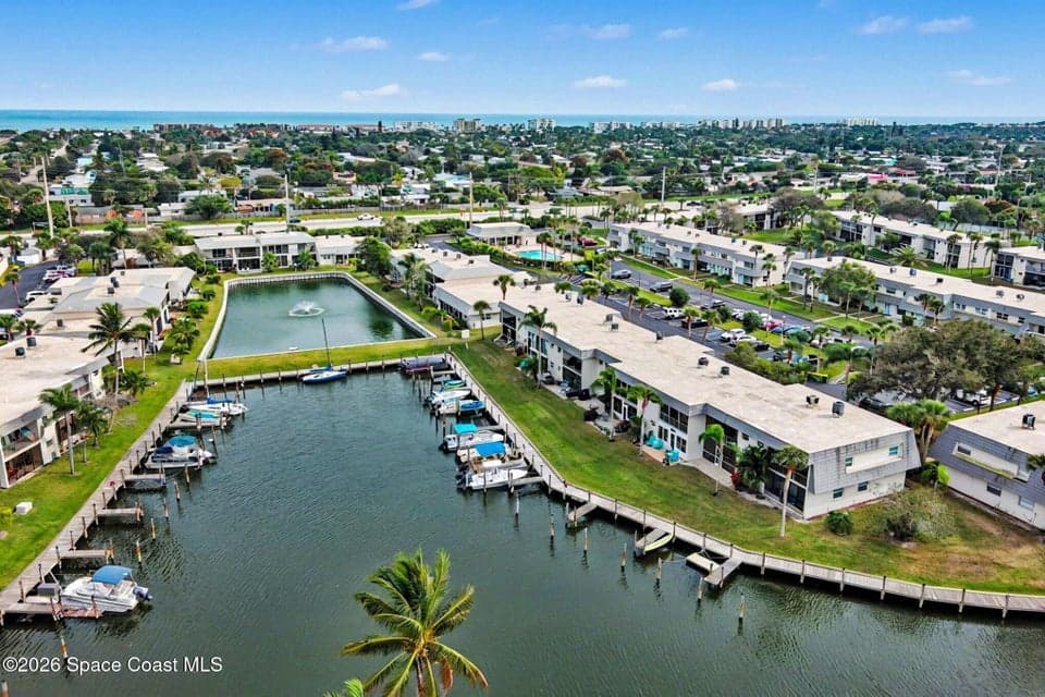 433 Dove Lane 7-10, Satellite Beach, FL 32937 photo 3