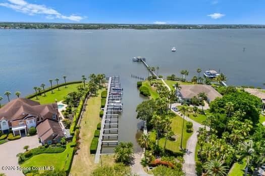 290 Utopia Circle, Merritt Island, FL 32952 photo 2
